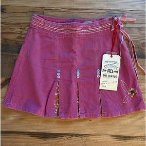 Da-Nang girls embroidered skirt. NWT
